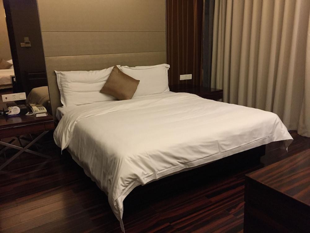Estay Residence-Poly World Trade Center Canton Extérieur photo